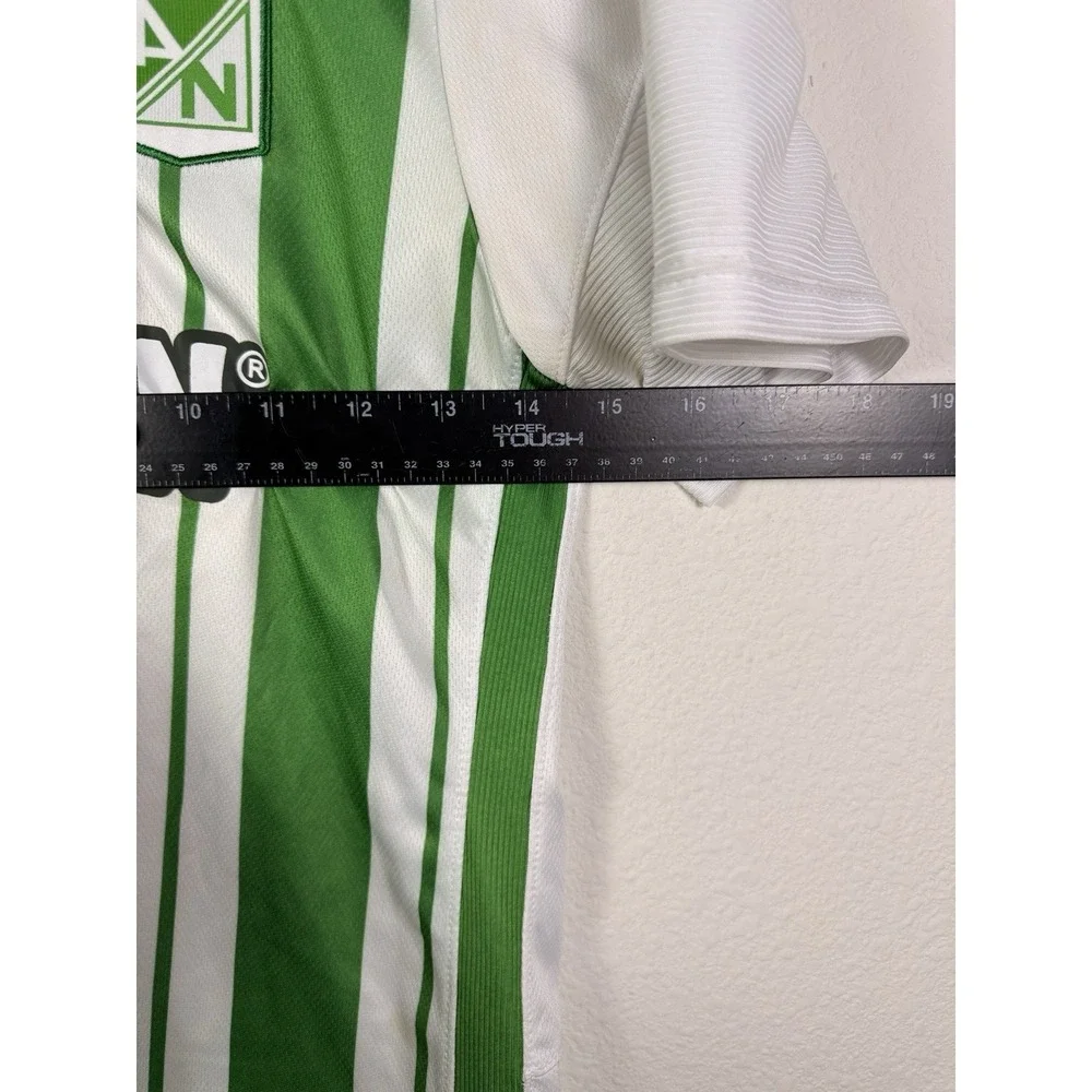 Nike pre owned